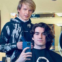Haircuts By Sergio Slavnov - Half-done long to medium men's haircut by Sergio Slavnov. Hairstyling With Avenue Man Hair Products.