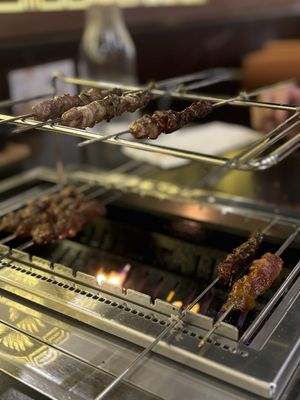 罗宫串城 Luogong Grilled Skewer 라궁양꼬치 by null