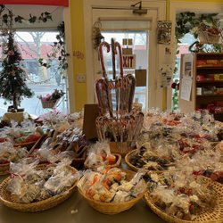 Lil' Chocolate Shoppe