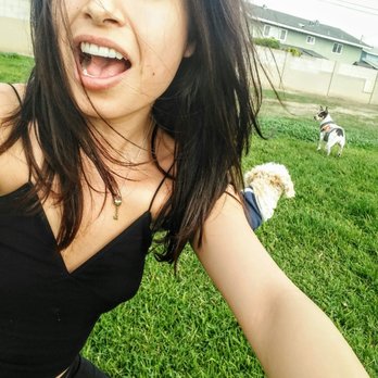 Eader Park - Puppy sitting = best day ever! - Parks Near Me - Huntington Beach, California Eader Park - Puppy sitting = best day ever! - Parks Near Me - Huntington Beach, California