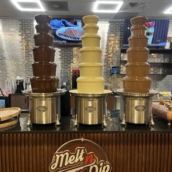 Melt N Dip - Chocolate fountains - Desserts Near Me - Ballwin, Missouri