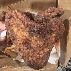 Wing Paradise - Unseasoned, burnt chicken wing