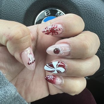 Happiest Nails & Spa - Holiday nails - Nail Salons Near Me - Oceanside, California