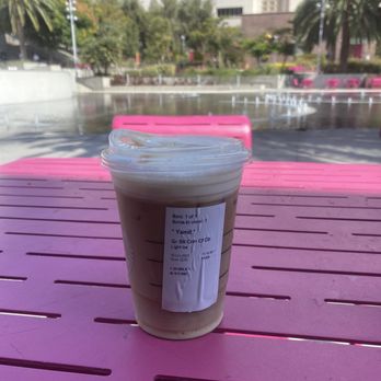 Starbucks - Coffee & Tea Near Me - Los Angeles, California Starbucks - Coffee & Tea Near Me - Los Angeles, California