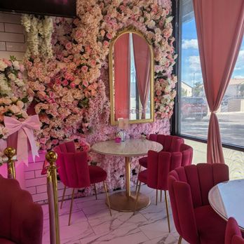 Cafe De Flores - Desserts Near Me - Las Vegas, Nevada
