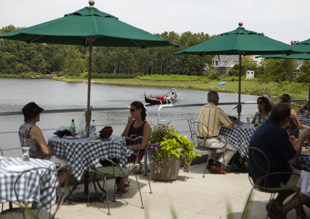 The Shops At Woodlake Logo