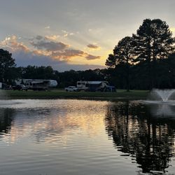 Whispering Oaks RV Resort