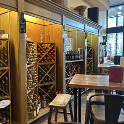 D'Vine Wine - Wine