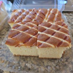 I am not sure what this cake is called, but it REALLY GOOD!