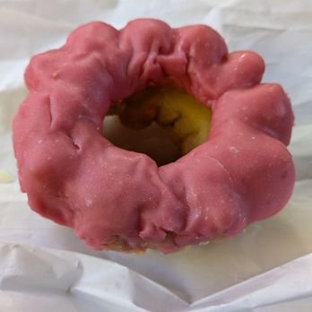 Marie's Donuts - @endoedibles on Instagram 10/03/25 Cruller with Strawberry Icing - Donuts Near Me - Sacramento, California Marie's Donuts - @endoedibles on Instagram 10/03/25 Cruller with Strawberry Icing - Donuts Near Me - Sacramento, California