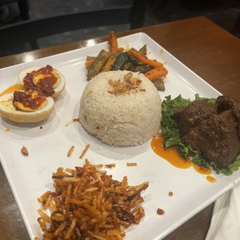 Sky Cafe - beef rendang - Indonesian Near Me - Philadelphia, Pennsylvania Sky Cafe - beef rendang - Indonesian Near Me - Philadelphia, Pennsylvania