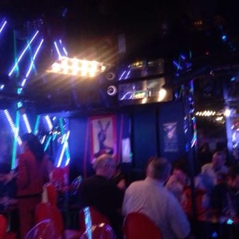 L'Âne qui Rit - Cabaret Near Me - Paris, 75