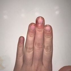 B & C Nails and Spa