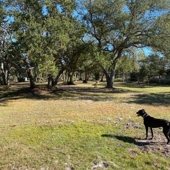 Memorial Park - Dog Parks Near Me - Rockport, Texas