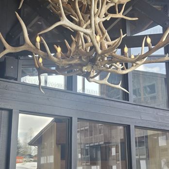 Hayden's Post - Elk antler chandelier - Cocktail Bars Near Me - Jackson, Wyoming Hayden's Post - Elk antler chandelier - Cocktail Bars Near Me - Jackson, Wyoming