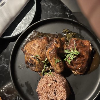 APT 4B - Jerk chicken - Lounges Near Me - Atlanta, Georgia
