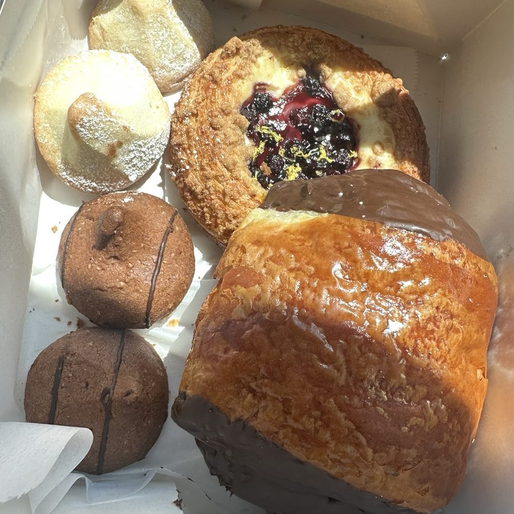 Porto's Bakery & Cafe - Chocolate Croissant Dulce de Leche Besito  blueberry danish - Bakeries Near Me - Downey, California