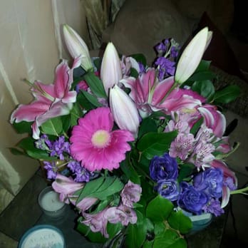 Floral Expressions - Florists Near Me - Woodbridge, New Jersey