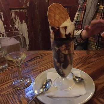 il vecchio - Italian Near Me - Pacific Grove, California