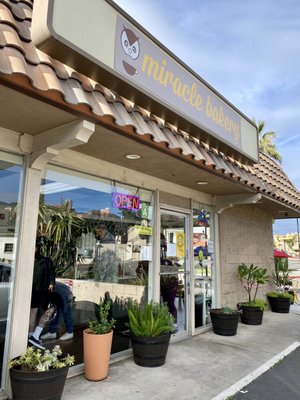 Miracle Bakery by null