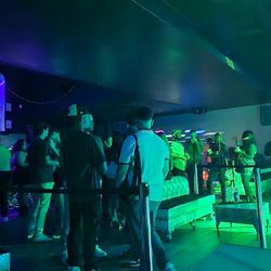 7eight7 - Club starting to get packed