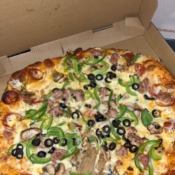Reginelli's Pizzeria - Classic Combo Pizza - Italian Near Me - Kenner, Louisiana