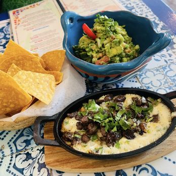 La Doña Cocina Mexicana - Mexican Near Me - Richmond, Virginia
