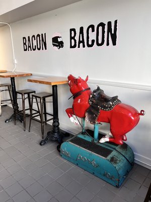 Bacon Bacon by null