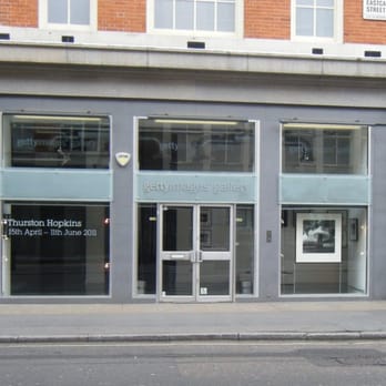Getty Images Gallery - Front - Libraries Near Me - London, XGL