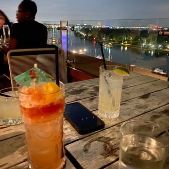 12 Stories - Lounges Near Me - Washington, DC, District of Columbia 12 Stories - Lounges Near Me - Washington, DC, District of Columbia
