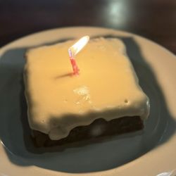 Warm carrot cake