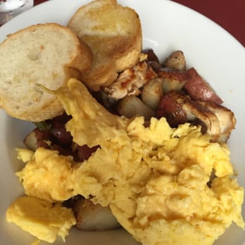 Cafe Conti - Chicken hash skillet - Breakfast & Brunch Near Me - New Orleans, Louisiana Cafe Conti - Chicken hash skillet - Breakfast & Brunch Near Me - New Orleans, Louisiana