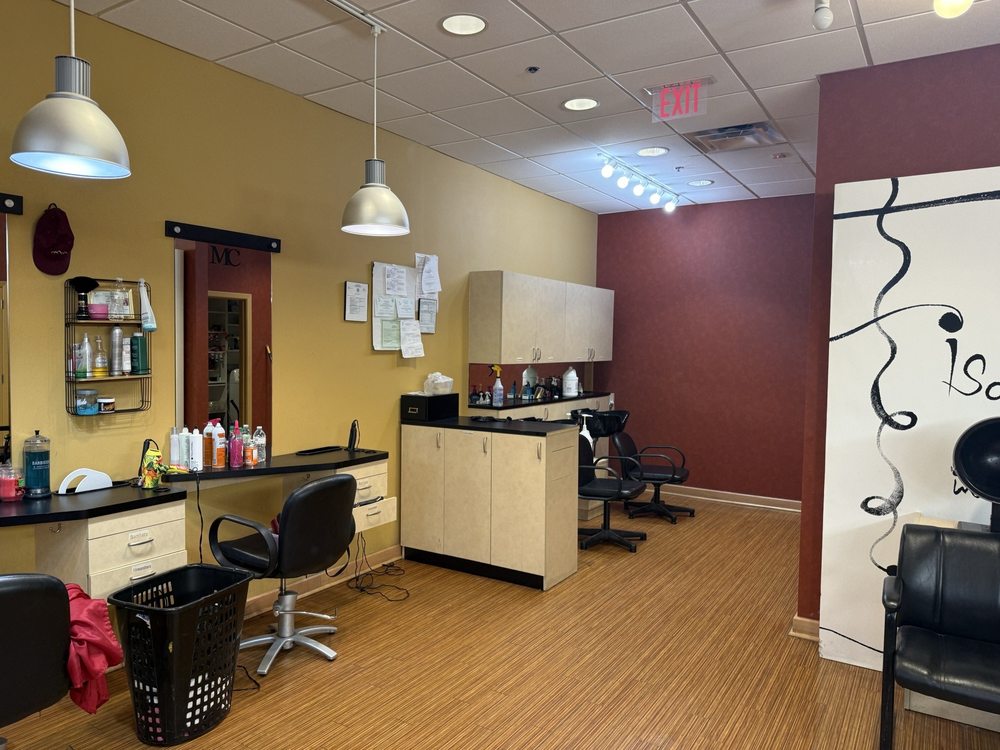 Metro Barbershop Logo
