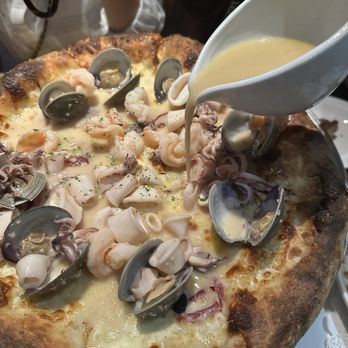 Robert's Pizza and Dough - Seafood Pizza - Pizza Near Me - Chicago, Illinois Robert's Pizza and Dough - Seafood Pizza - Pizza Near Me - Chicago, Illinois