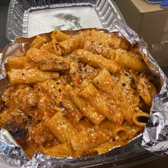 Val’s Delicatessen - Pasta Palomino with Chicken. - Salad Near Me - West Bloomfield, Michigan Val’s Delicatessen - Pasta Palomino with Chicken. - Salad Near Me - West Bloomfield, Michigan