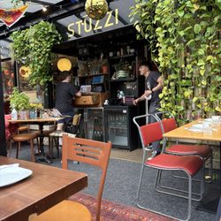 Stuzzi