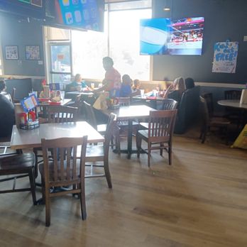 Pluckers Wing Bar - Killeen - Open seats - Chicken Wings Near Me - Killeen, Texas Pluckers Wing Bar - Killeen - Open seats - Chicken Wings Near Me - Killeen, Texas
