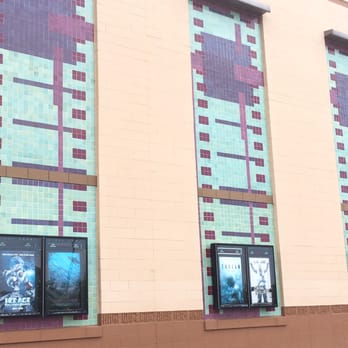 Cinemark Tinseltown USA - Cinema Near Me - Oak Ridge, Tennessee