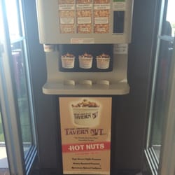 Palais Hotel - Nut Machine
