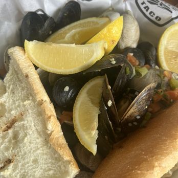 Bear Flag Fish - Seafood Near Me - Huntington Beach, California