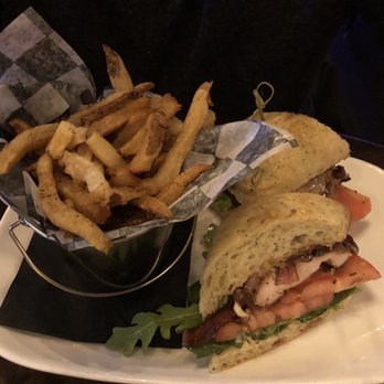 Wilson Hardware Kitchen & Bar - Chicken sandwich - New American Near Me - Arlington, Virginia Wilson Hardware Kitchen & Bar - Chicken sandwich - New American Near Me - Arlington, Virginia