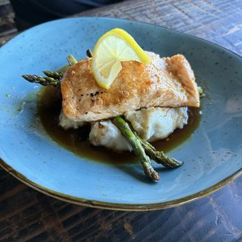 The Hive Bar & Grill - Pan Seared Salmon - American Near Me - Wildomar, California