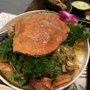 HEM Kitchen And Bar - Vietnamese Near Me - Houston, Texas