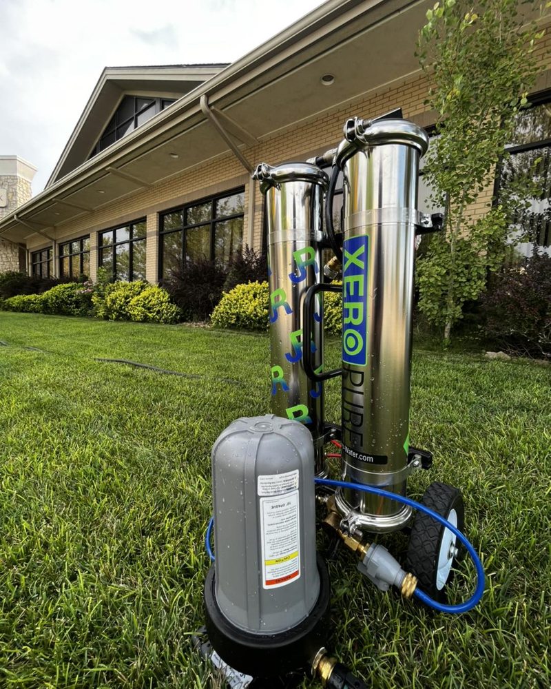 THE SQUEEGEE PULLER Request a Quote Colorado Springs, Colorado Window Washing Phone