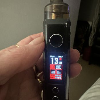 Zen Vape - Geek Vape.. tank comes off the top and refilled at bottom of tank...no exchangeable batteries. I like this vape...very smooth. - Vape Shops Near Me - Edmonton, Alberta