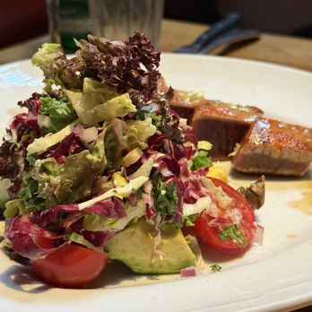 Hillstone - Salad Near Me - Houston, Texas