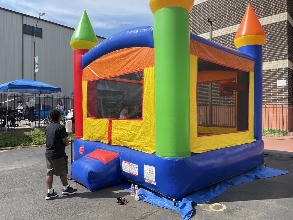 AMAYAHS FUN HOUSE RENTALS Updated August 2024 35 Photos Elmont