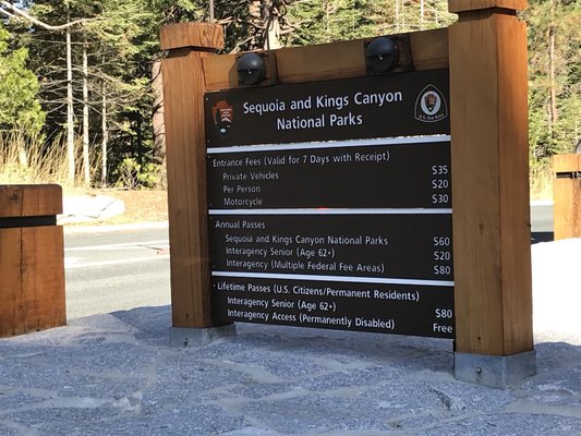 Kings Canyon Visitor Center by null