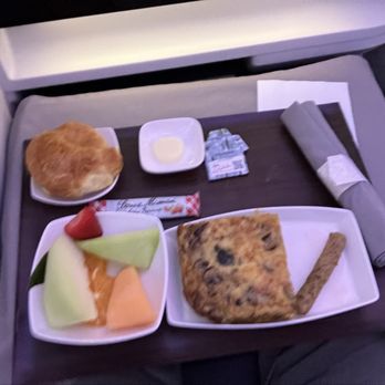 Hawaiian Airlines - Brunch - Airlines Near Me - Lihue, Hawaii Hawaiian Airlines - Brunch - Airlines Near Me - Lihue, Hawaii