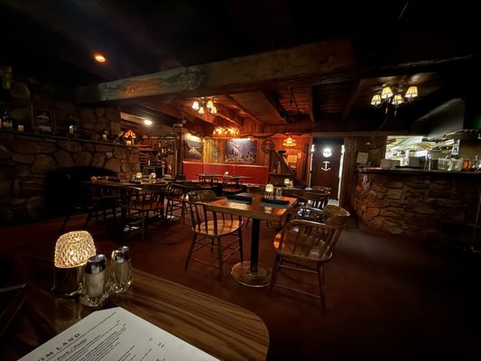 Captain's Anchorage Restaurant and Bar by null